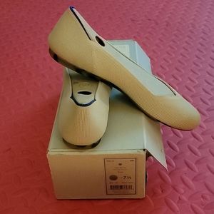 🤎 Rothy's Ecru flats - size 7.5